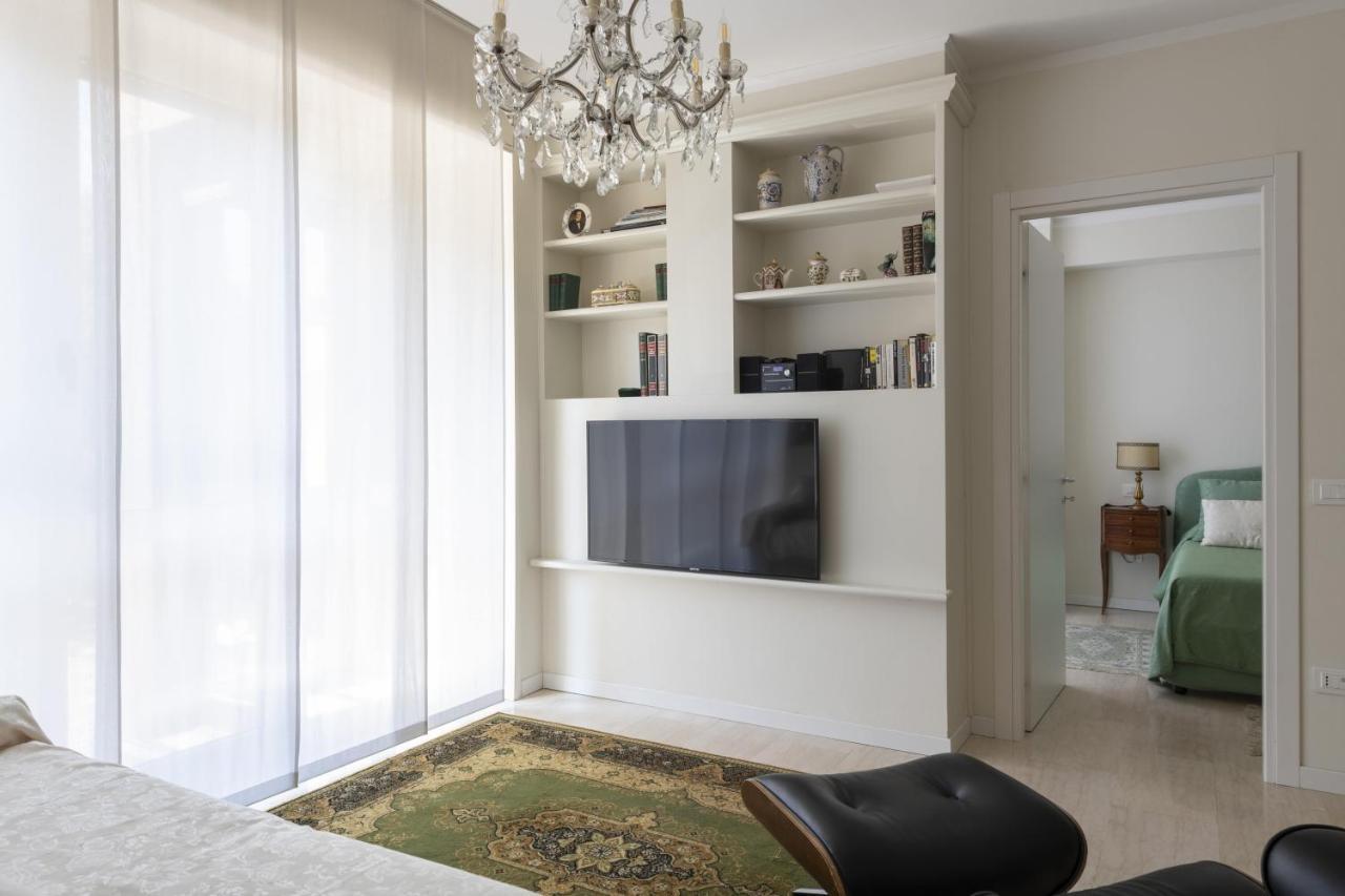 Casa Lazzarini Luxury Apartment Pesaro Buitenkant foto