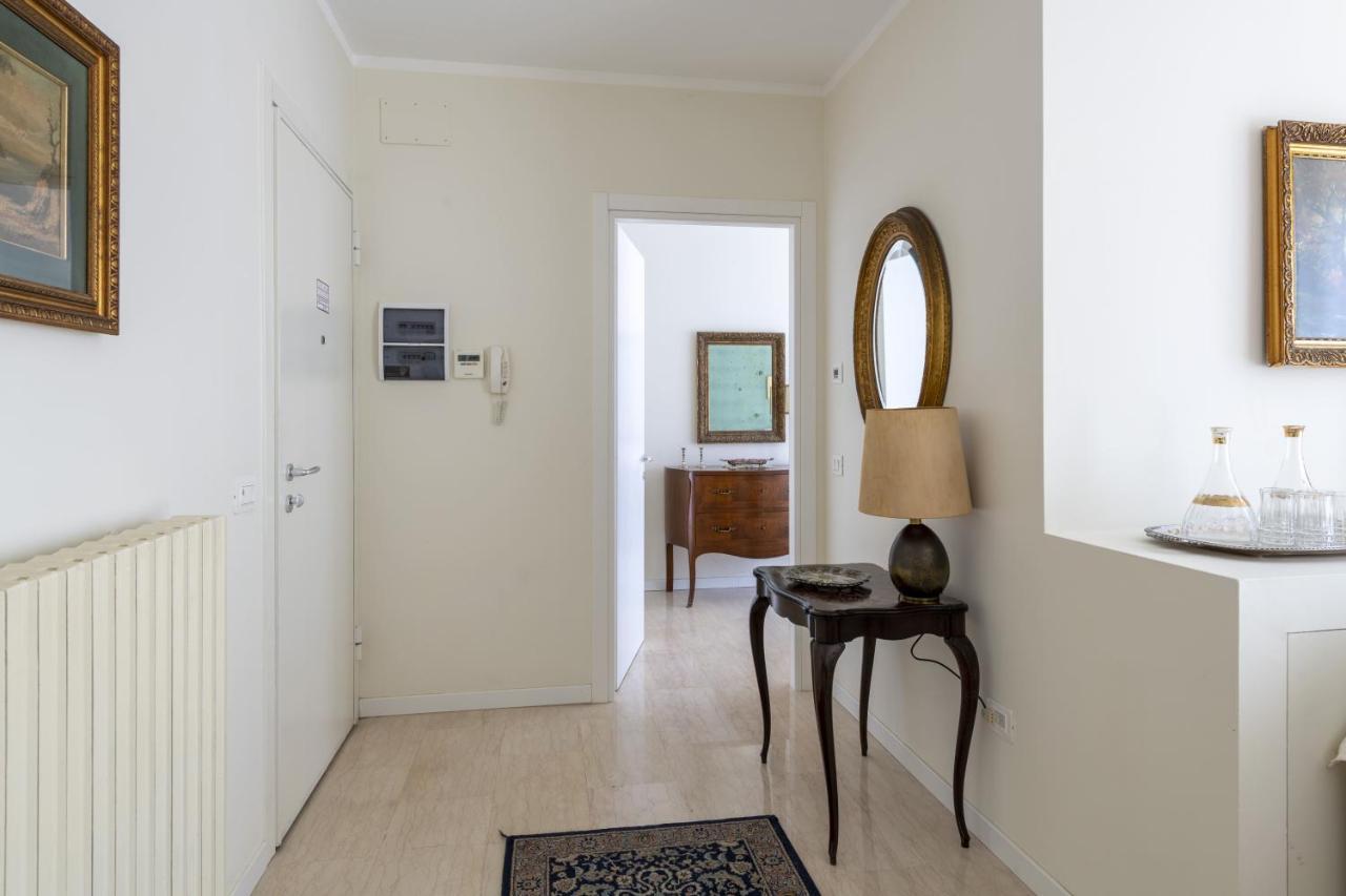 Casa Lazzarini Luxury Apartment Pesaro Buitenkant foto