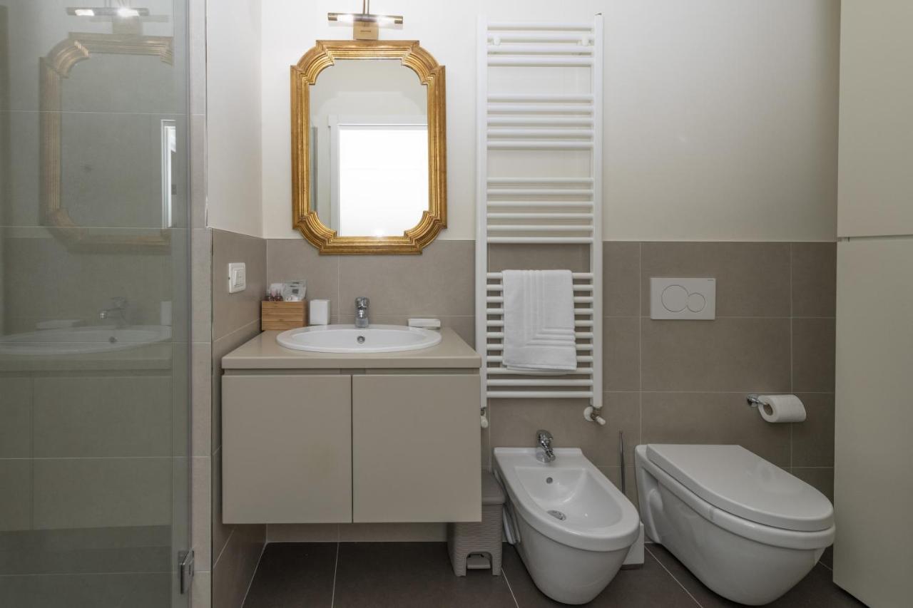 Casa Lazzarini Luxury Apartment Pesaro Buitenkant foto