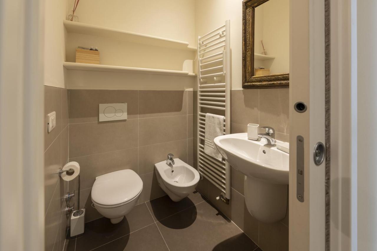Casa Lazzarini Luxury Apartment Pesaro Buitenkant foto